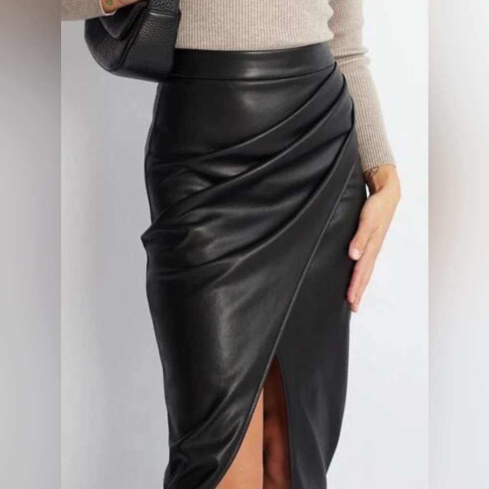 Commense Pleated Split Elegant Black Leather Skir… - image 3